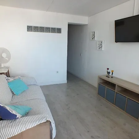 Costero Con Aire Acondicionado E Internet En Santa-margarita, - Es-204-45 Apartment